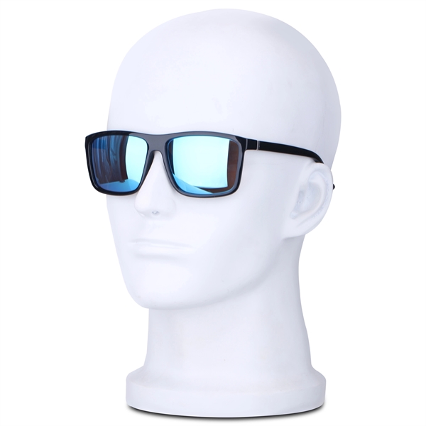 Classic Sunglasses - Image 3