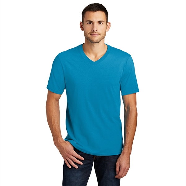 District® Very Important Tee® V-Neck - Image 9