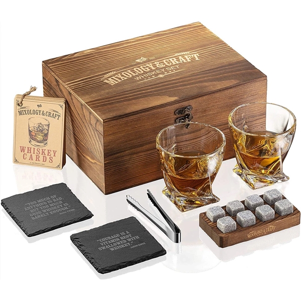 Elegant Whiskey Set in Wooden Box - Image 1