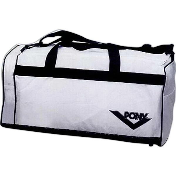 Large sports bag with dual zipper opening