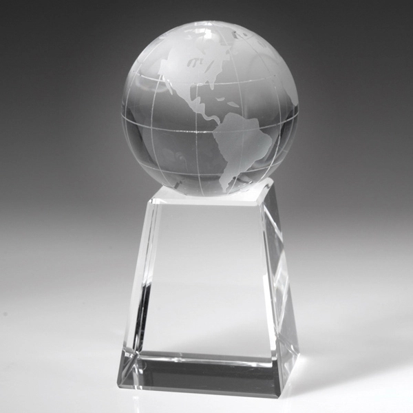 Award-Globe w/ Tall Base 5"